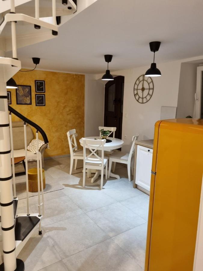 Apartman Ivano Cres Apartment Exterior foto